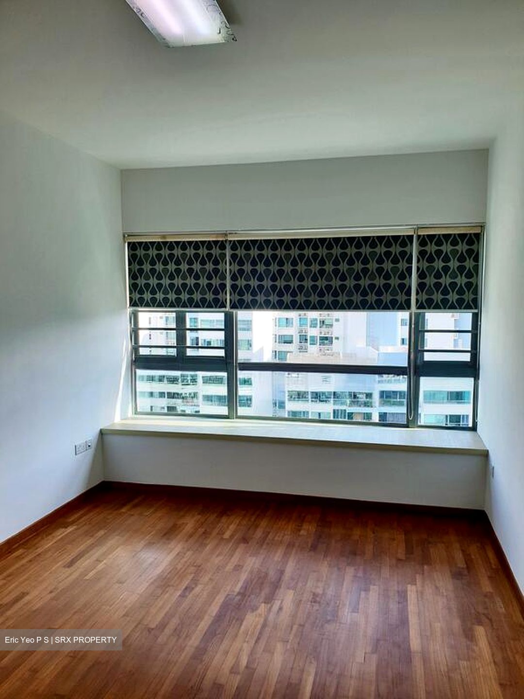Waterfront Waves (D16), Condominium #521945071